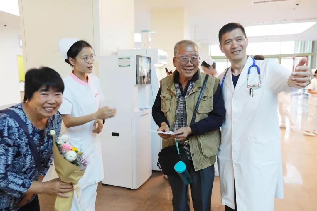 中國新聞社記者走進(jìn)西安國際醫(yī)學(xué)中心，請看報道