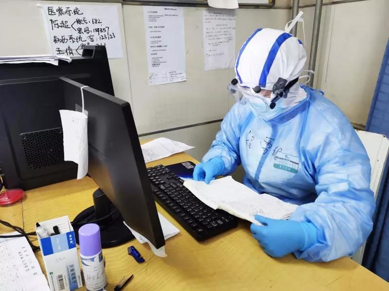 【戰(zhàn)“疫”日記】等你們?nèi)靠祻土耍覀兙涂梢曰匚靼擦?>
				             </a>
                <div   id=