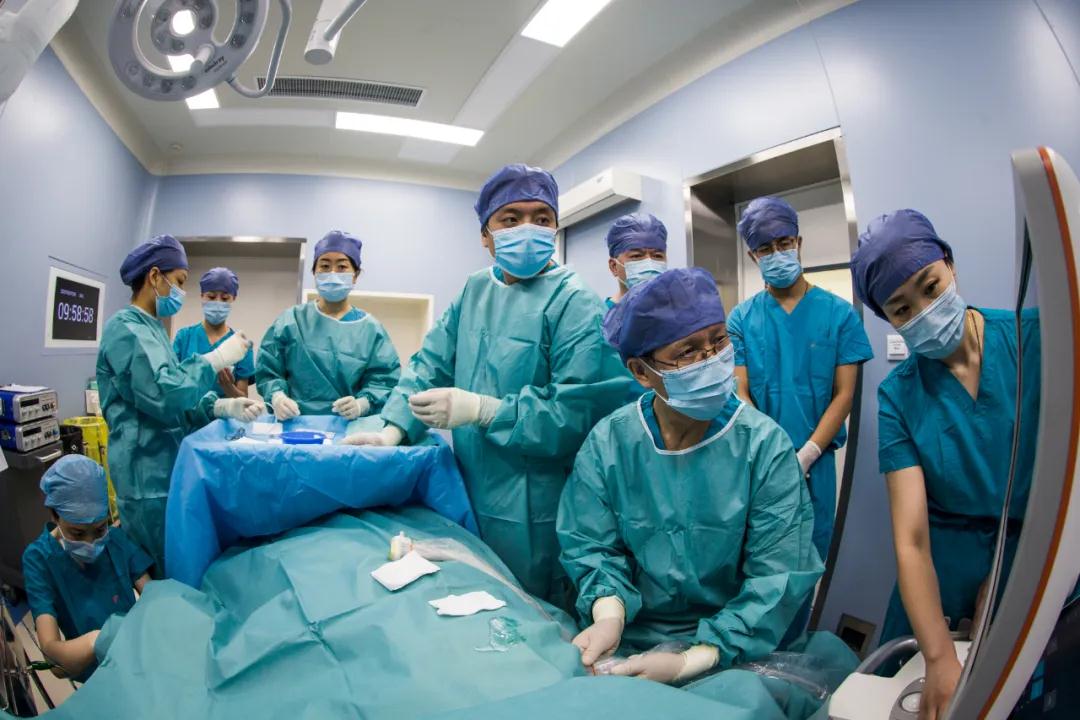 健康時(shí)報(bào)—針尖上的黑科技來(lái)了！以針代刀“燒烤”惡性腫瘤組織