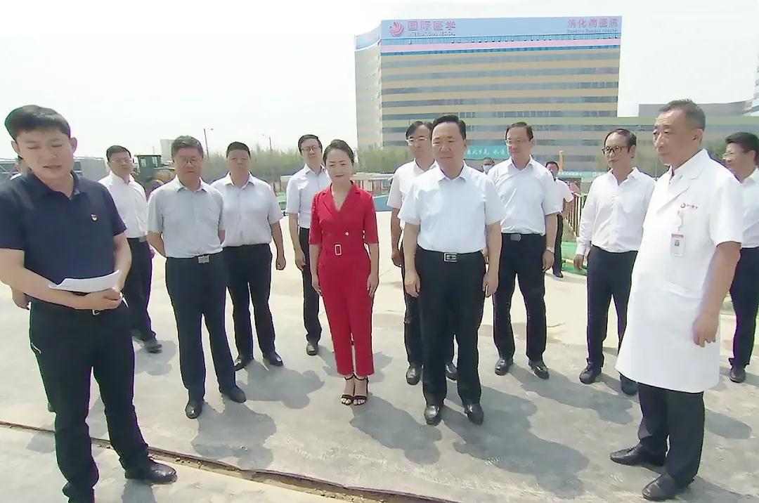 省委常委、市委書記王浩親臨西安國際醫(yī)學(xué)中心醫(yī)院檢查指導(dǎo)健康西安建設(shè)工作