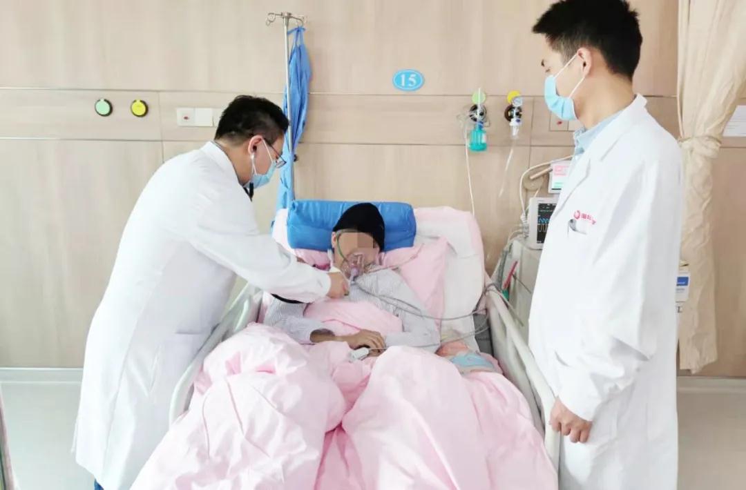 這個(gè)冬天，在這里有一群人溫暖著我