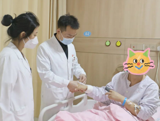 造影劑過(guò)敏？無(wú)“劑”可施，醫(yī)生出“聲”顯“影”打通患者閉塞的血管