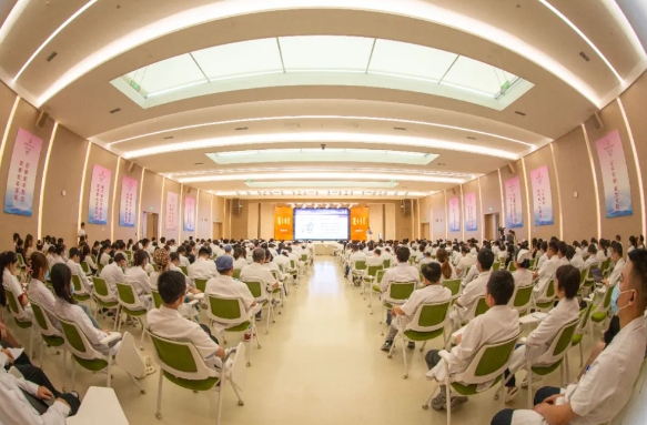 院士講堂 精彩紛呈！中國科學(xué)院竇科峰院士講授器官移植發(fā)展現(xiàn)狀